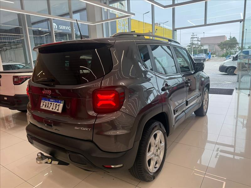  RENEGADE  1.3 T270 Turbo Sport 6