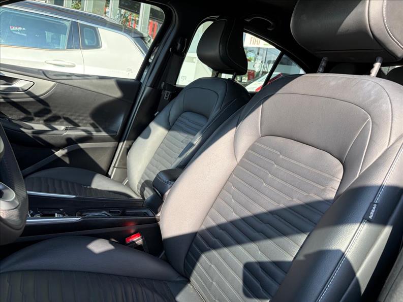  FASTBACK  1.0 Turbo 200 Impetus 8