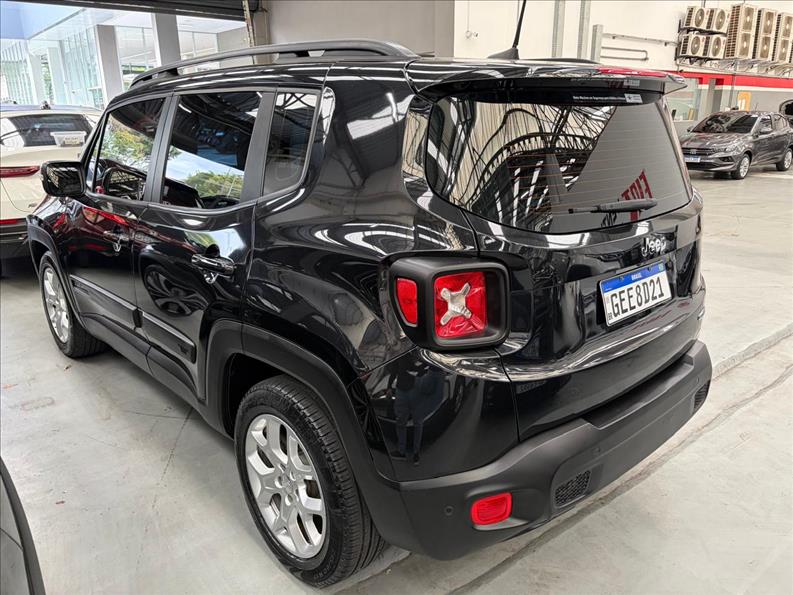  RENEGADE  1.8 16V Longitude 3
