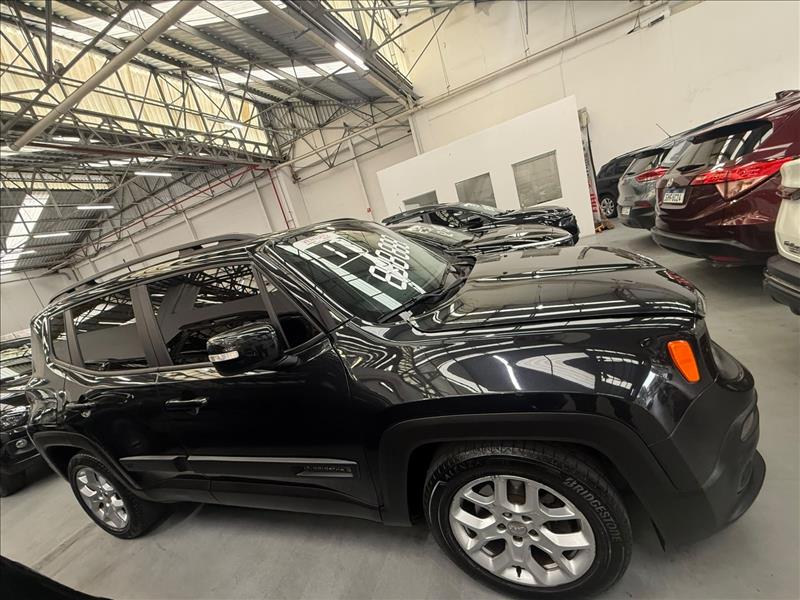  RENEGADE  1.8 16V Longitude 