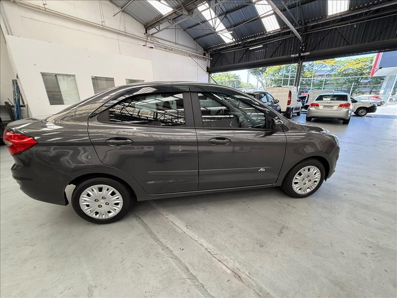  KA  1.5 Ti-vct SE Sedan 4