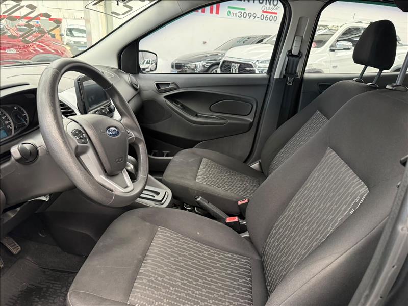  KA  1.5 Ti-vct SE Sedan 7