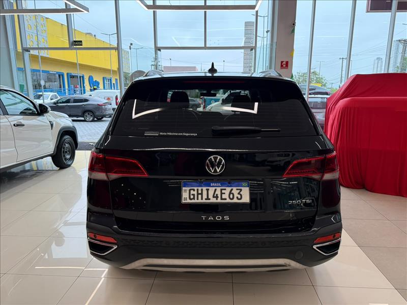  TAOS  1.4 250 TSI Comfortline 11