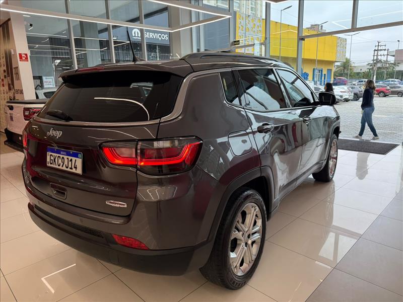  COMPASS  1.3 T270 Turbo Longitude 6
