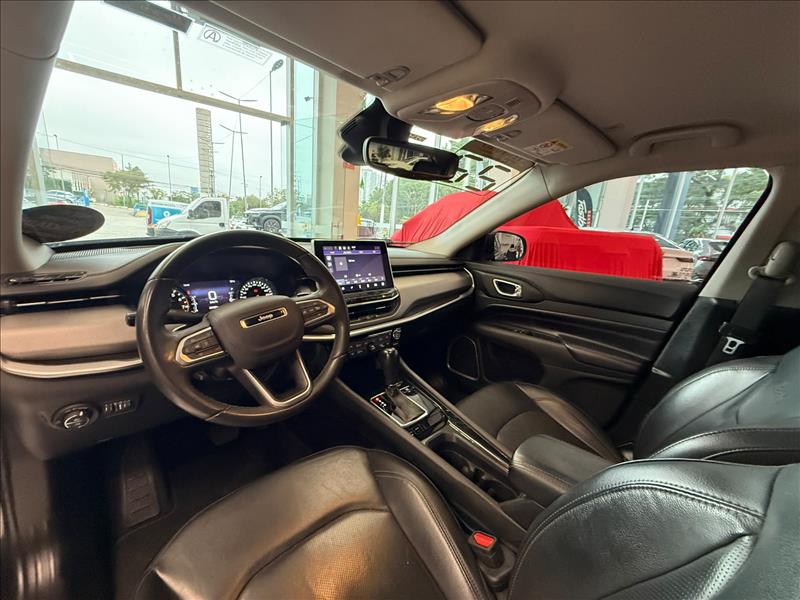  COMPASS  1.3 T270 Turbo Longitude 11
