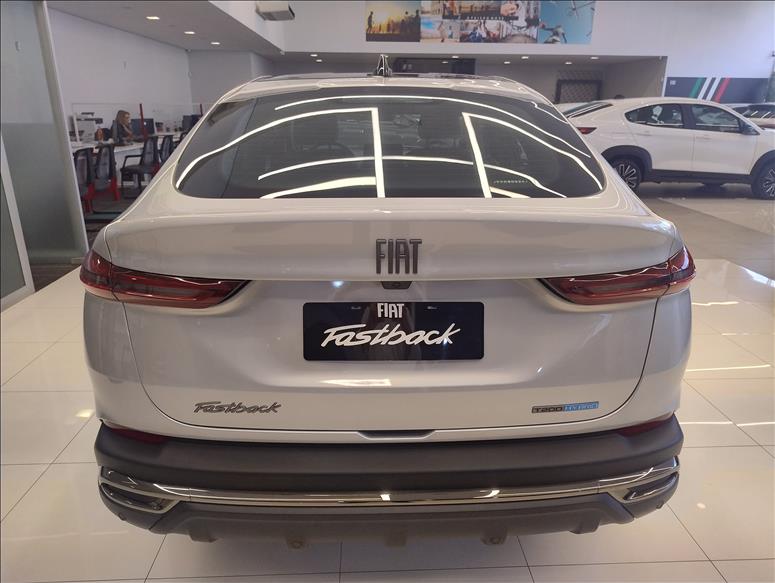  FASTBACK  1.0 Turbo 200 Hybrid Impetus 4