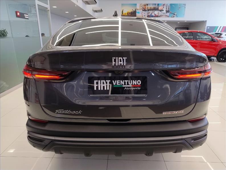  FASTBACK  1.0 Turbo 200 9