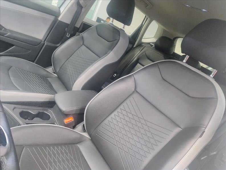  TAOS  1.4 250 TSI Comfortline 16