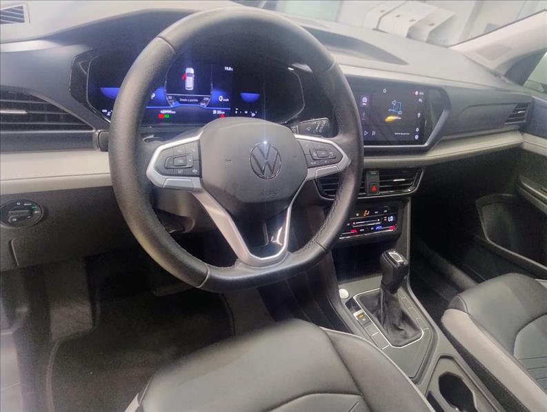  TAOS  1.4 250 TSI Comfortline 18
