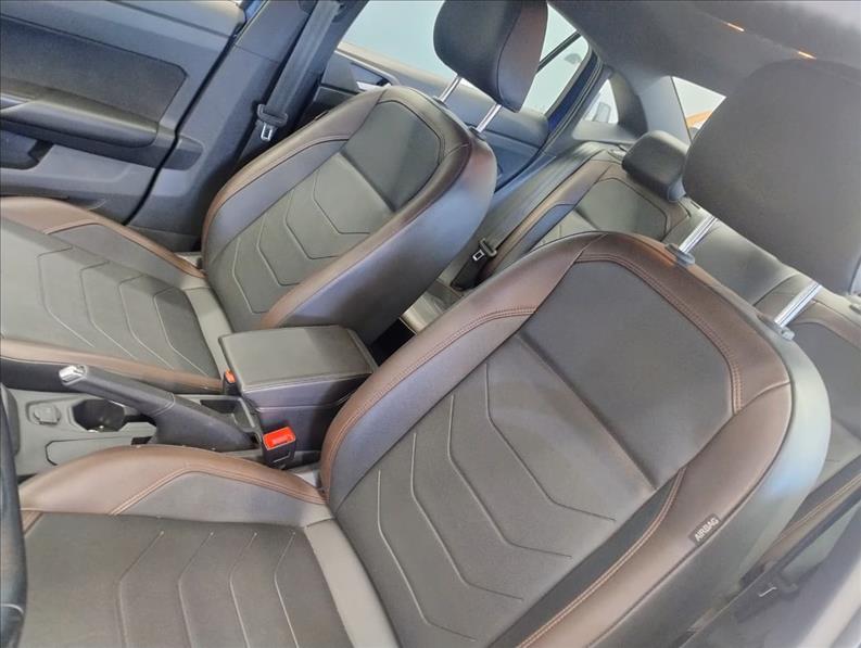 VIRTUS 1.0 200 TSI Highline VIRTUS 1.0 200 TSI Highline