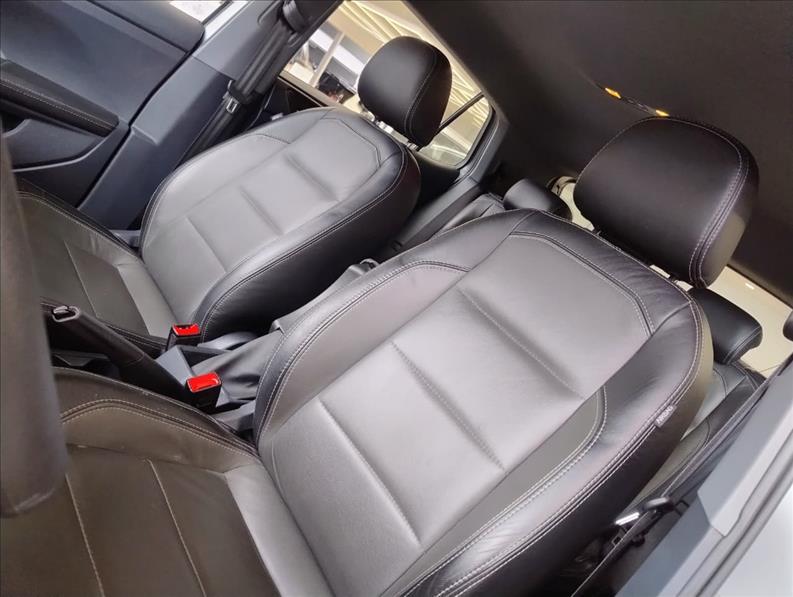  T-CROSS  1.0 200 TSI Sense 16