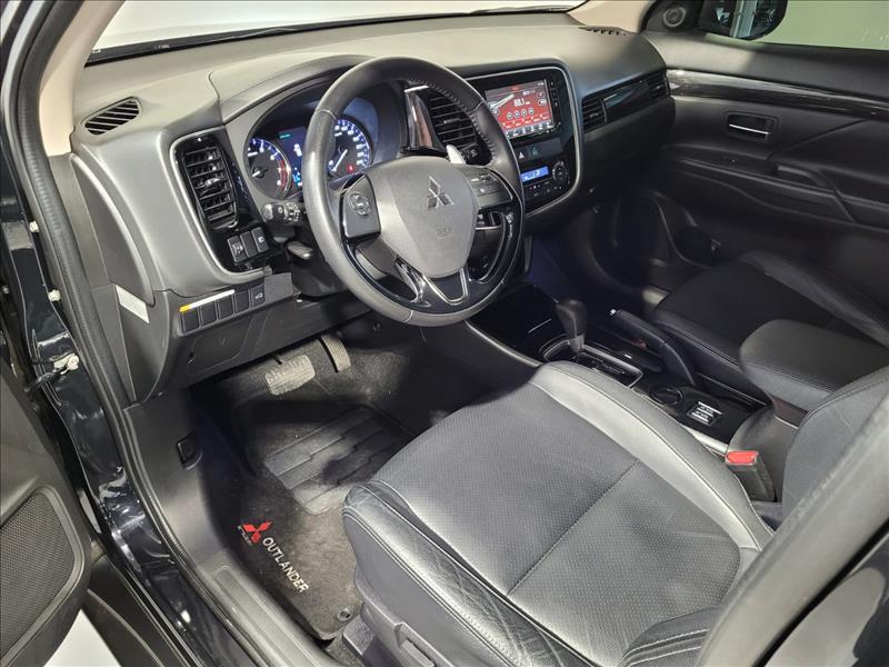 Mitsubishi-OUTLANDER-2.0 Comfort 16V