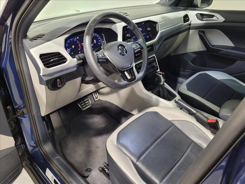 VW - Volkswagen-T-CROSS-1.4 250 TSI Highline