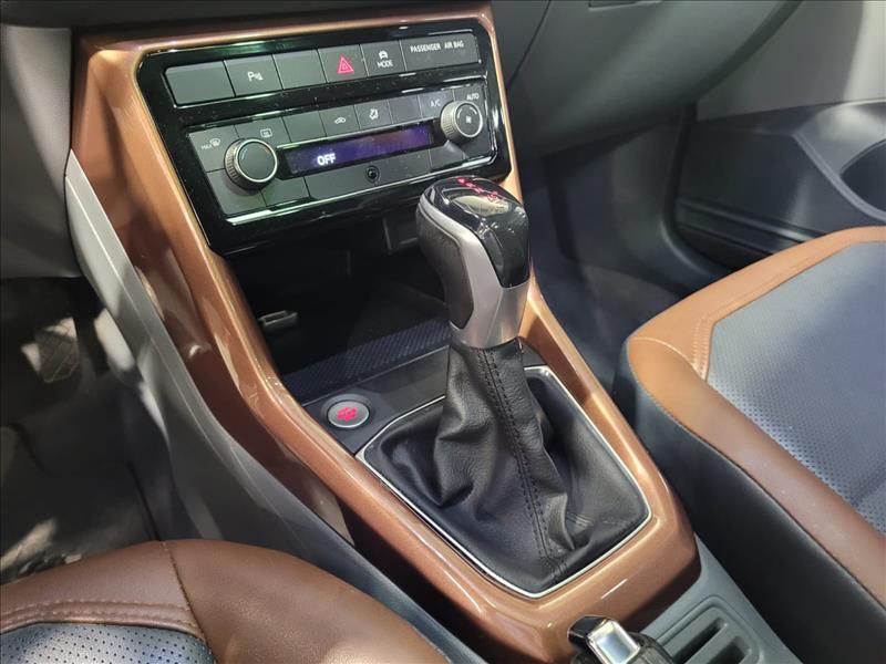 VW - Volkswagen-T-CROSS-1.0 200 TSI Comfortline