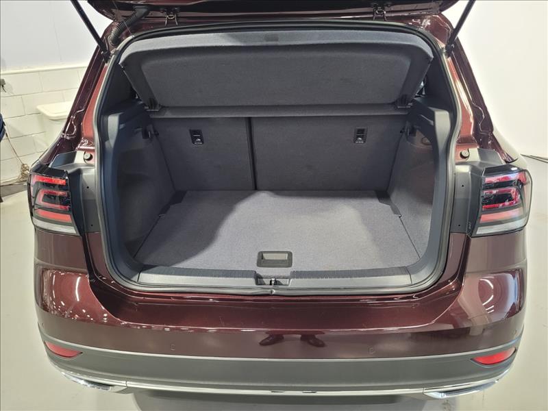 VW - Volkswagen-T-CROSS-1.0 200 TSI Comfortline