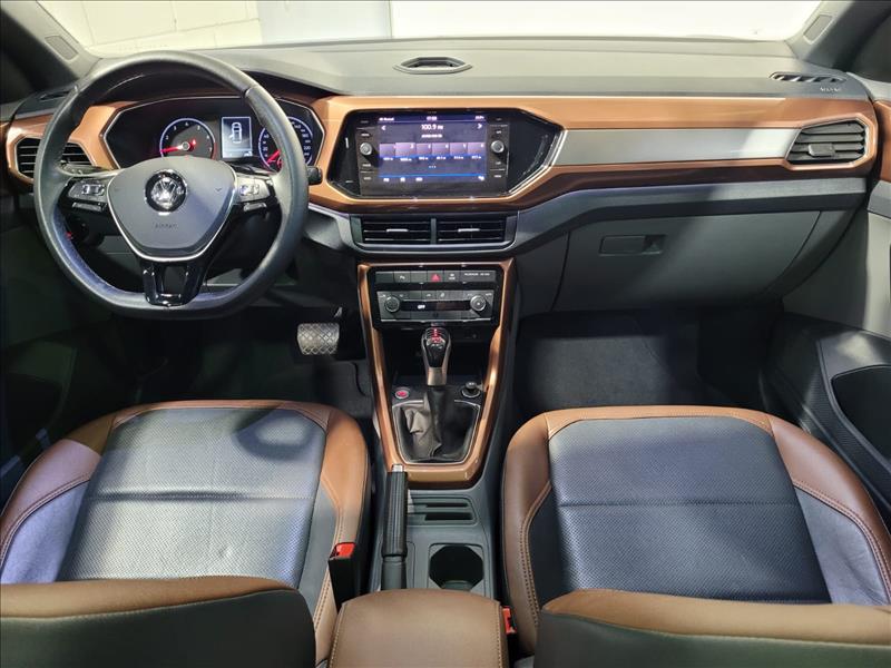 VW - Volkswagen-T-CROSS-1.0 200 TSI Comfortline