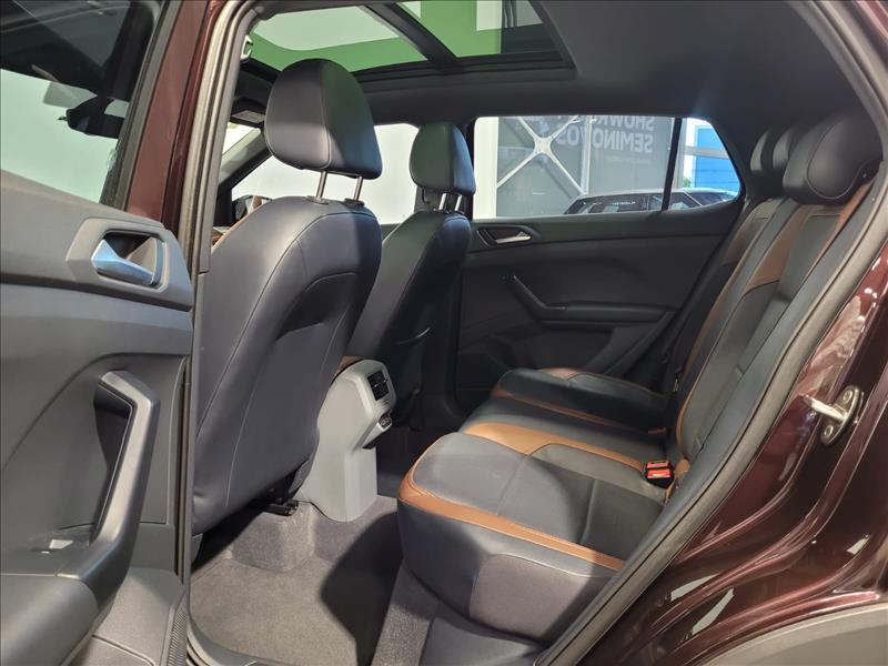 VW - Volkswagen-T-CROSS-1.0 200 TSI Comfortline