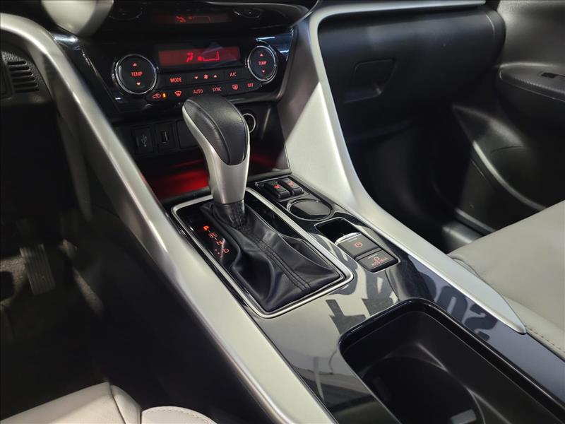 Mitsubishi-ECLIPSE CROSS-1.5 Mivec Turbo HPE