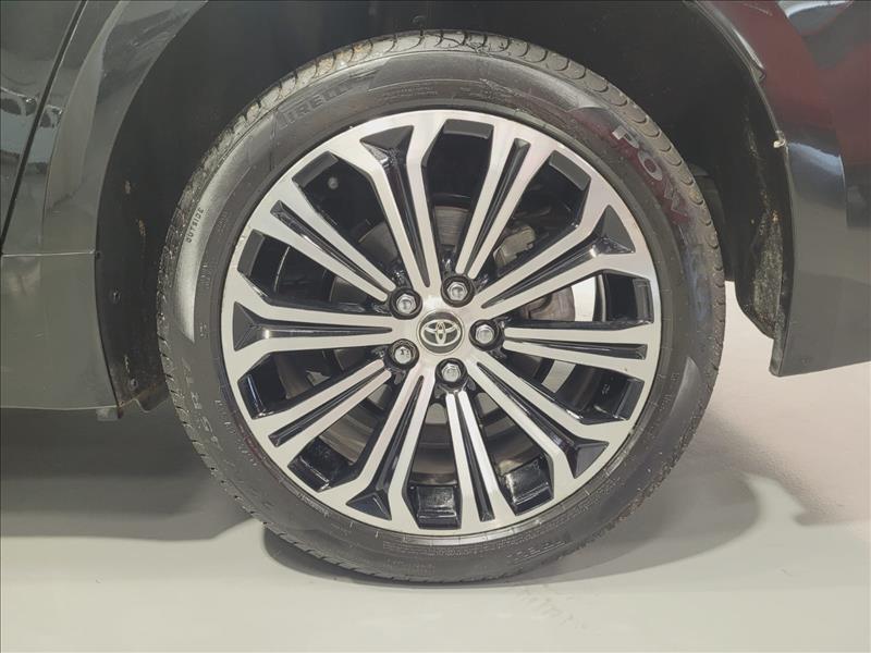 Toyota-COROLLA-1.8 VVT-I Hybrid Altis