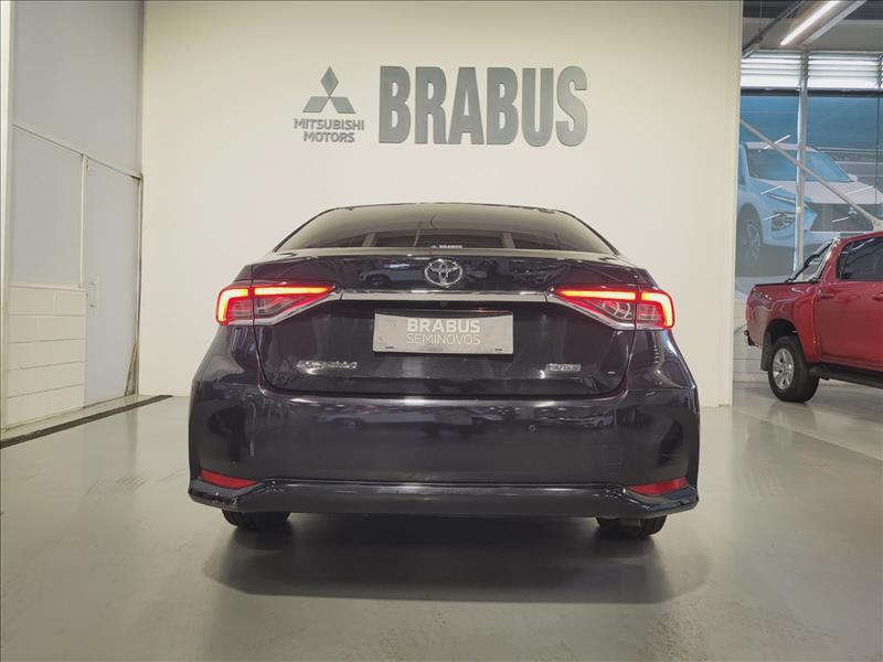 Toyota-COROLLA-1.8 VVT-I Hybrid Altis