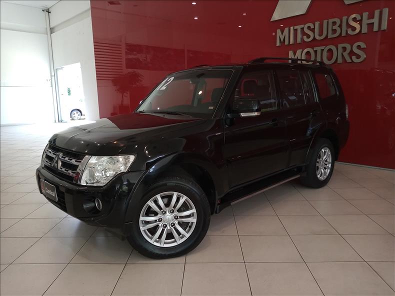 PAJERO FULL 3.8 HPE 4X4 V6 24V PAJERO FULL 3.8 HPE 4X4 V6 24V