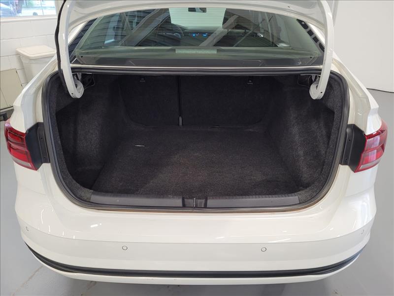 VW - Volkswagen-VIRTUS-1.0 200 TSI Comfortline