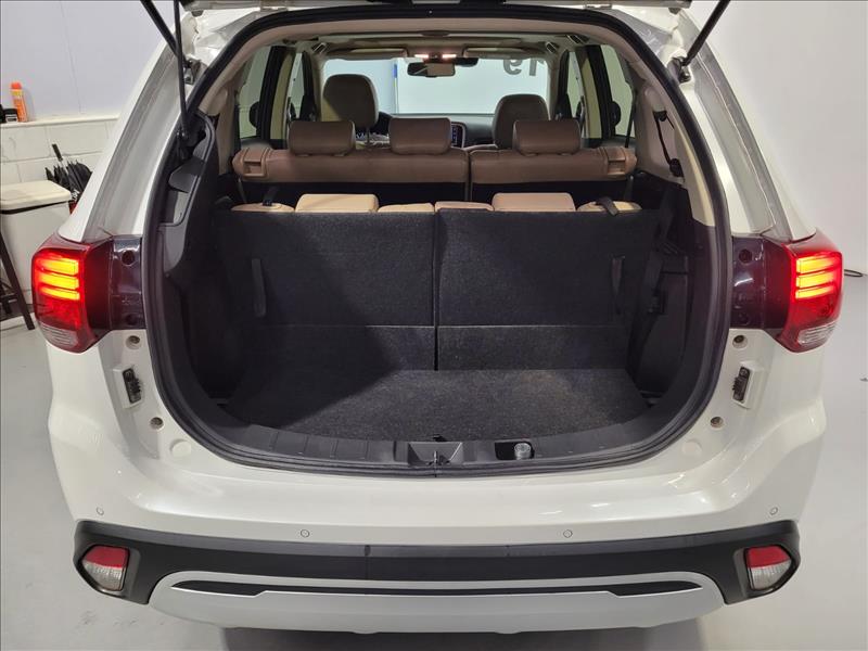 Mitsubishi-OUTLANDER-2.2 Mivec Di-d Hpe-s AWD