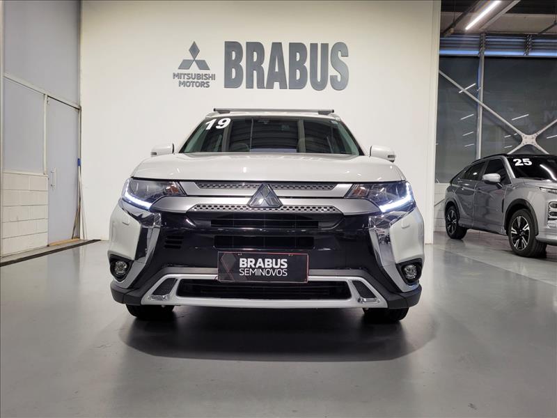 Mitsubishi-OUTLANDER-2.2 Mivec Di-d Hpe-s AWD