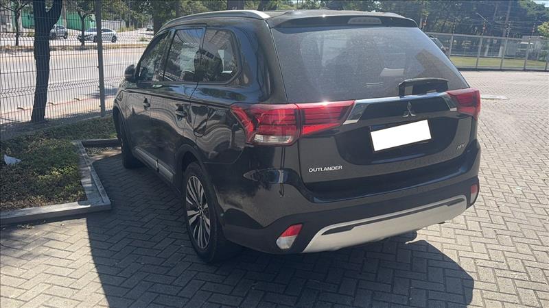 Mitsubishi-OUTLANDER-2.0 Mivec HPE