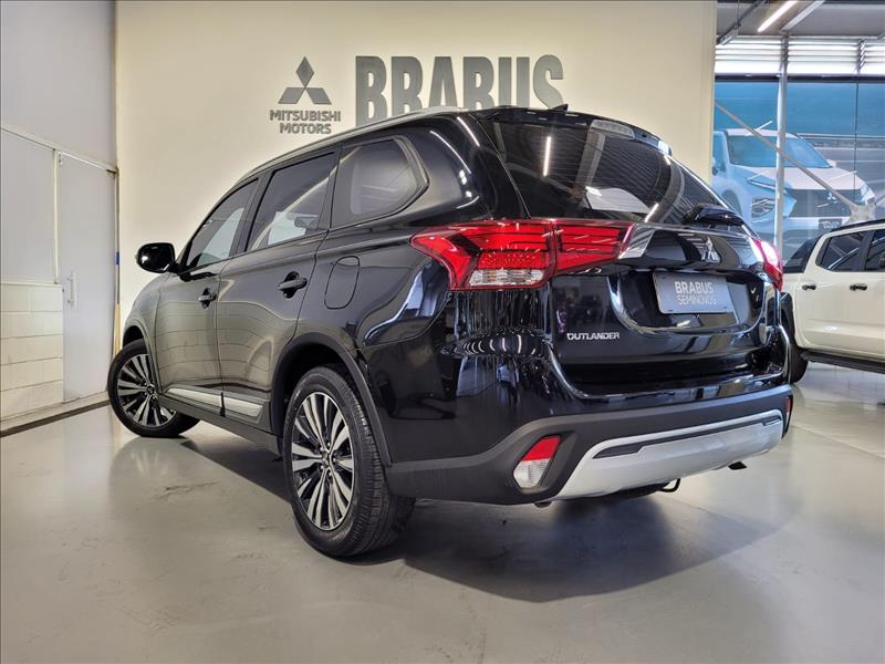Mitsubishi-OUTLANDER-2.0 Mivec HPE