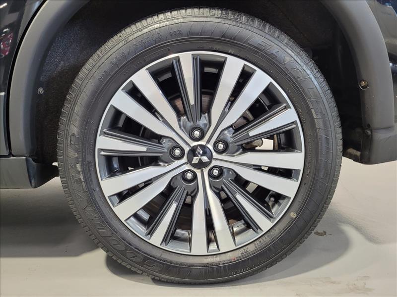 Mitsubishi-OUTLANDER-2.0 Mivec HPE