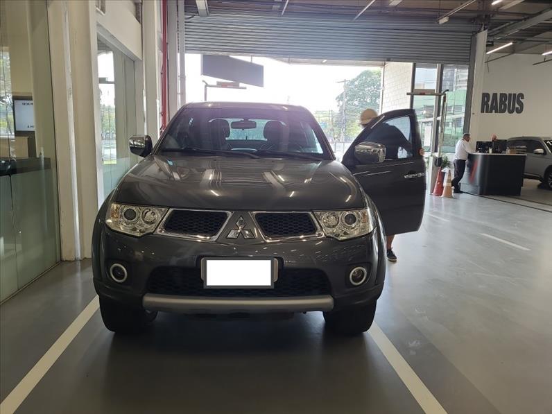 Mitsubishi-L200 TRITON-3.2 HPE 4X4 CD 16V Turbo Intercooler