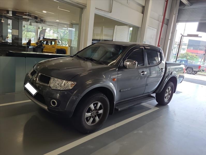 Mitsubishi-L200 TRITON-3.2 HPE 4X4 CD 16V Turbo Intercooler