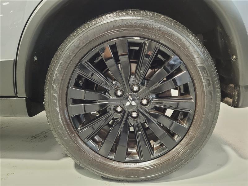 Mitsubishi-OUTLANDER-3.0 Mivec V6 Hpe-s Black Edition AWD