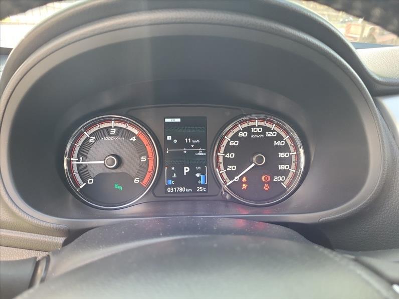 Mitsubishi-L200 TRITON-2.4 16V Turbo Sport Hpe-s CD 4X4