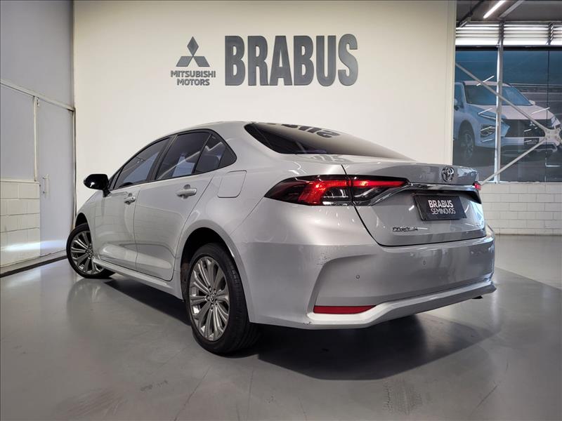 Toyota-COROLLA-2.0 Vvt-ie XEI