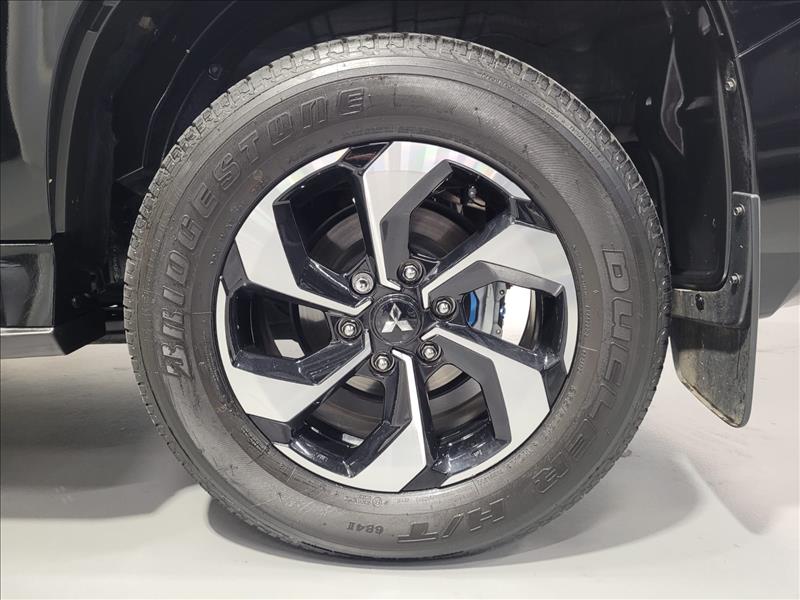 Mitsubishi-PAJERO SPORT-2.4 16V Mivec Turbo Hpe-s AWD