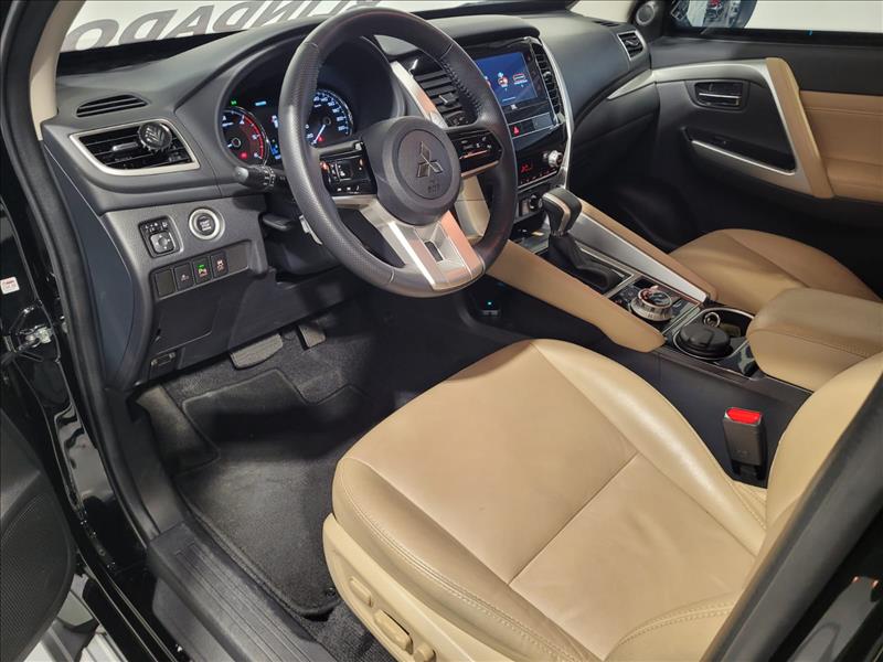 Mitsubishi-PAJERO SPORT-2.4 16V Mivec Turbo Hpe-s AWD