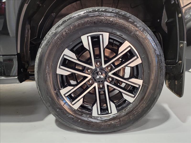 Mitsubishi-PAJERO SPORT-2.4 16V Mivec Turbo Hpe-s AWD