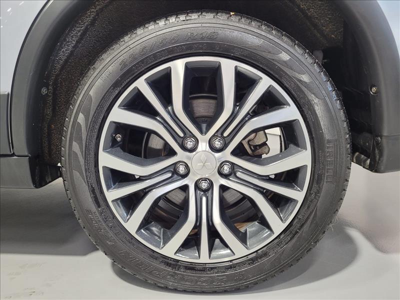 Mitsubishi-OUTLANDER-2.0 16V