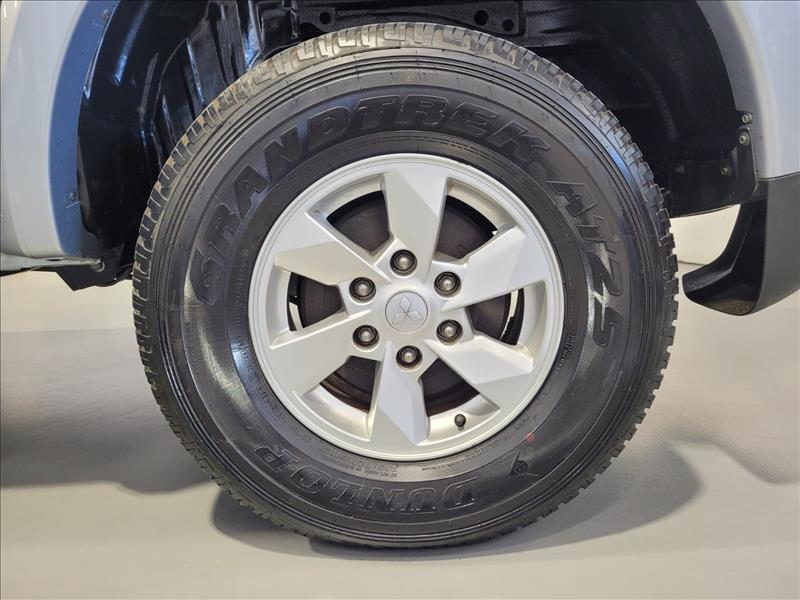 Mitsubishi-L200 TRITON-2.4 16V Turbo Sport GLS CD 4X4