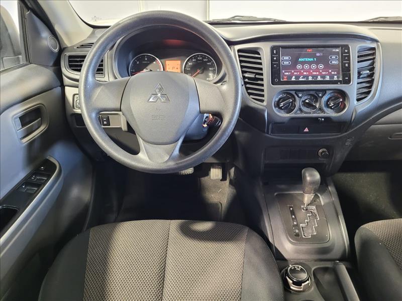 Mitsubishi-L200 TRITON-2.4 16V Turbo Sport GLS CD 4X4