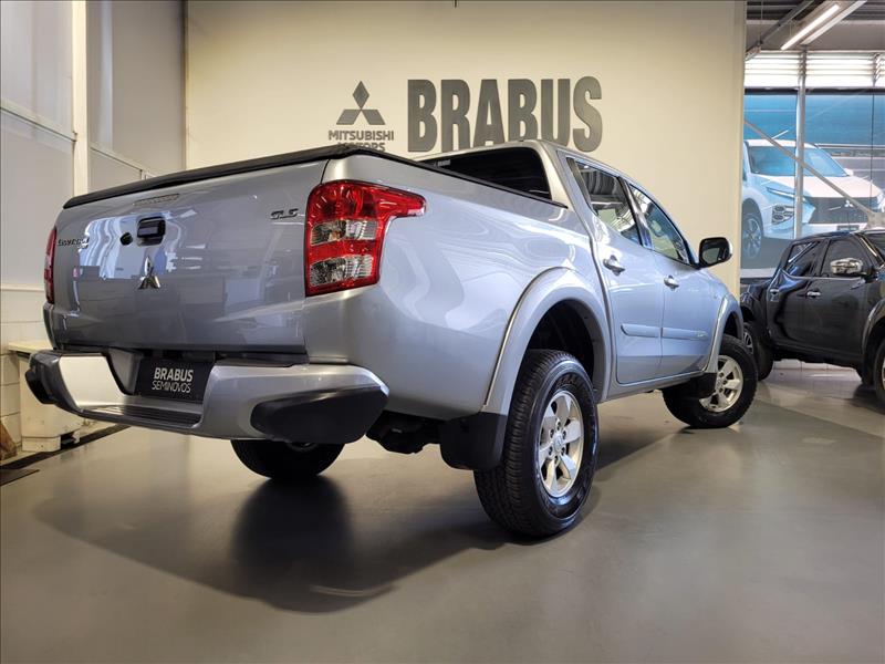 Mitsubishi-L200 TRITON-2.4 16V Turbo Sport GLS CD 4X4
