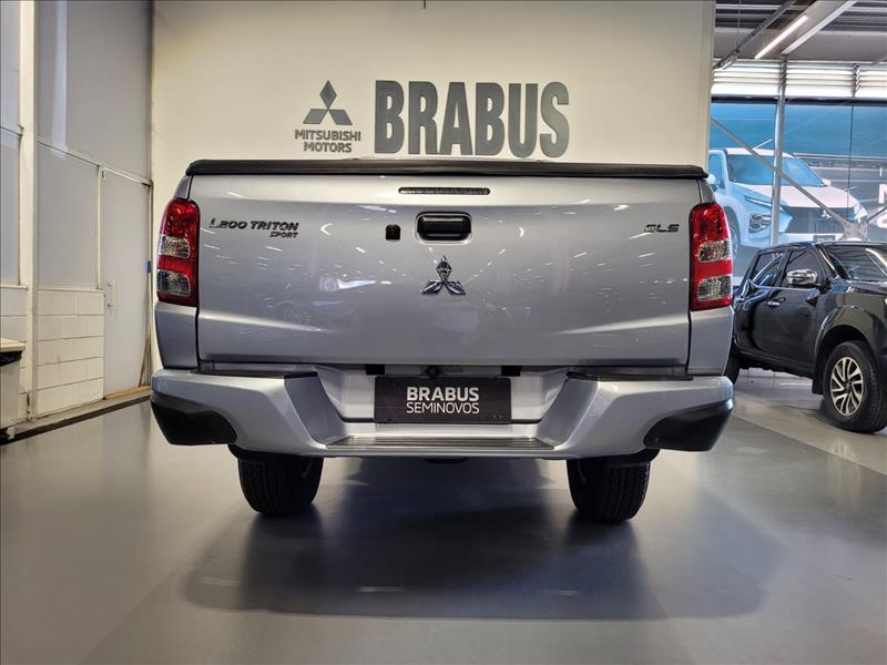Mitsubishi-L200 TRITON-2.4 16V Turbo Sport GLS CD 4X4