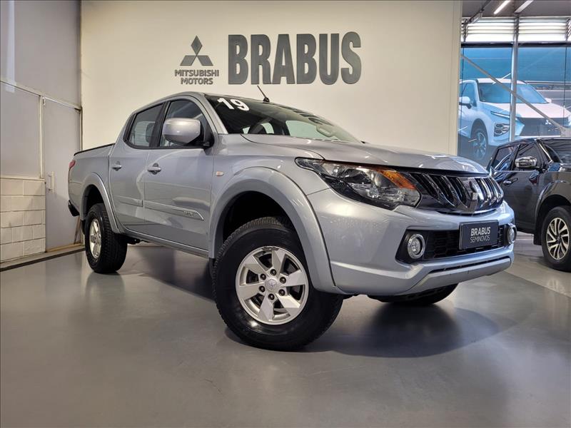 Mitsubishi-L200 TRITON-2.4 16V Turbo Sport GLS CD 4X4