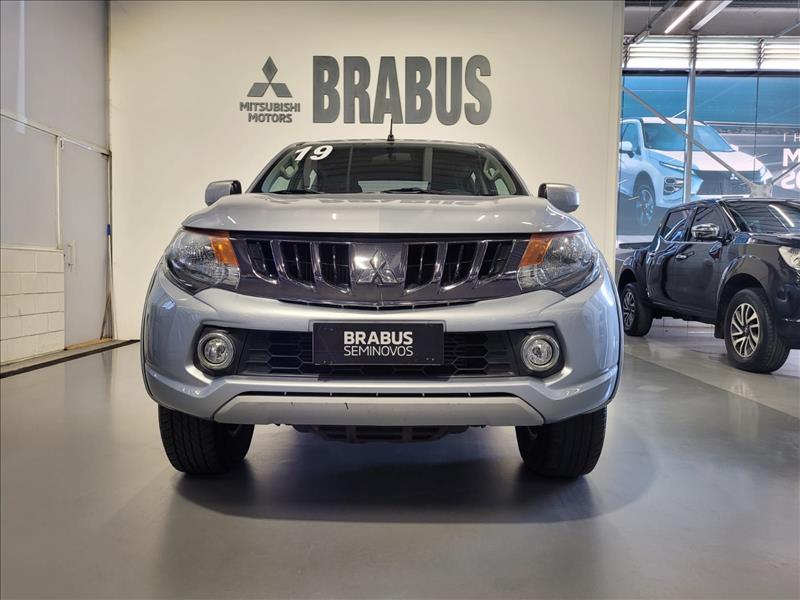 Mitsubishi-L200 TRITON-2.4 16V Turbo Sport GLS CD 4X4
