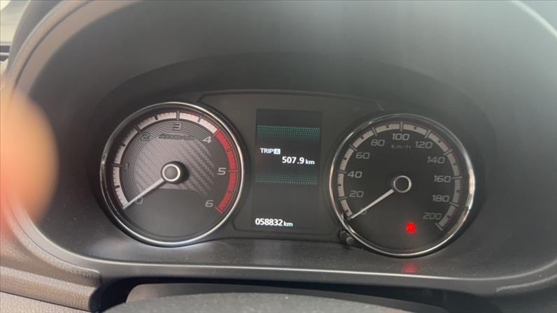 Mitsubishi-L200 TRITON-2.4 16V Turbo Sport Hpe-s CD 4X4