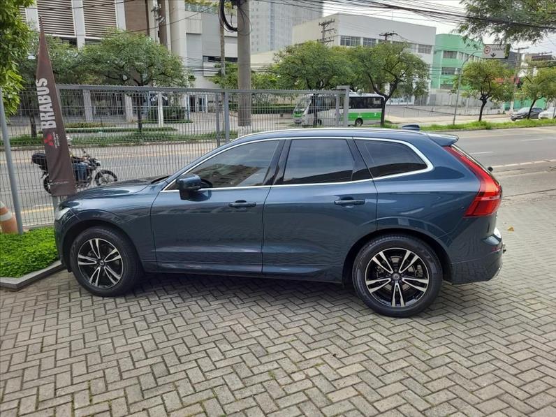 Volvo-XC60-2.0 T5 Momentum AWD Geartronic