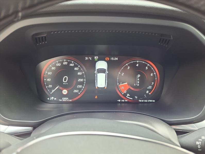 Volvo-XC60-2.0 T5 Momentum AWD Geartronic