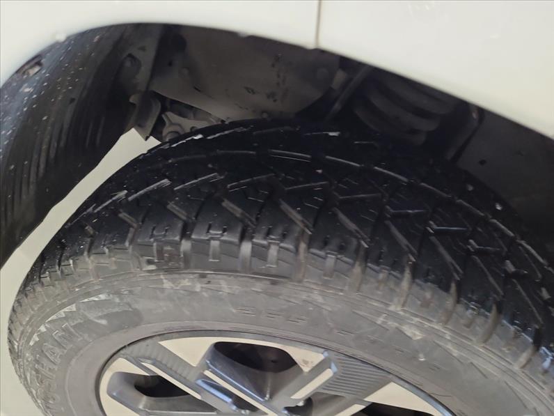 Mitsubishi-L200 TRITON-2.4 16V Turbo Sport Hpe-s CD 4X4